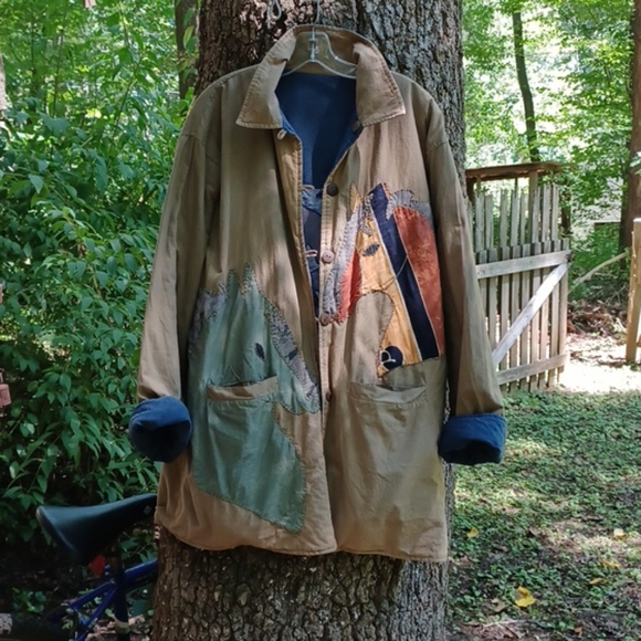 Focus Fashion reversible coat. - Picture 2 of 5